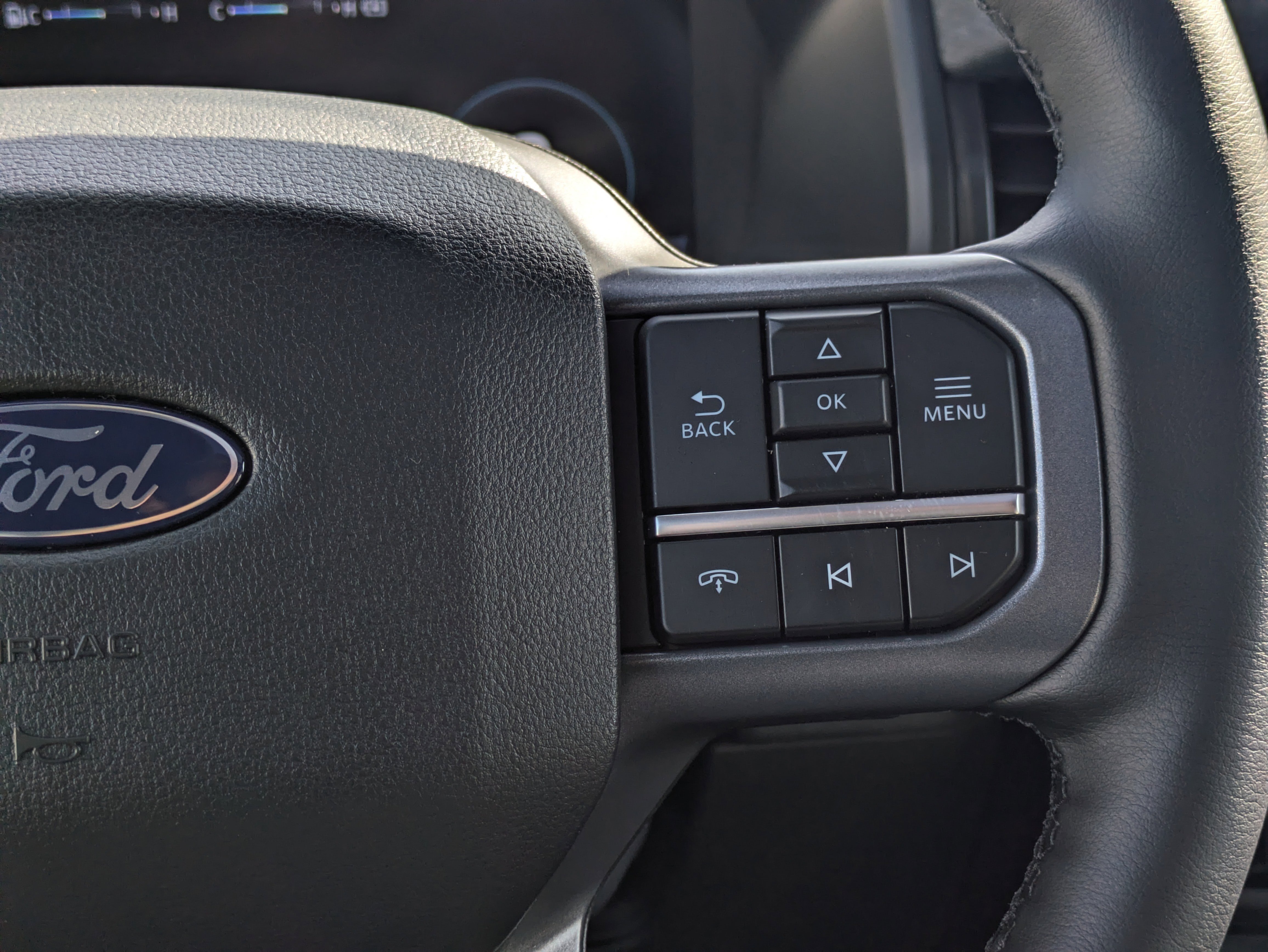 New 2025 Ford F150 Lightning Lariat image 28