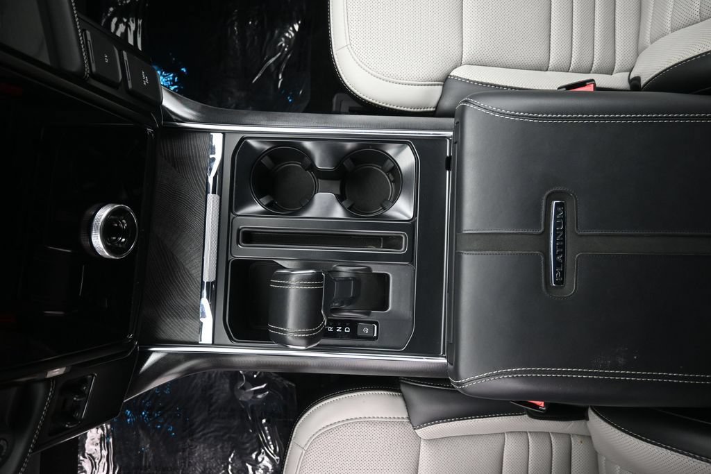 Used 2023 Ford F150 Lightning Platinum AWD/4WD image 16