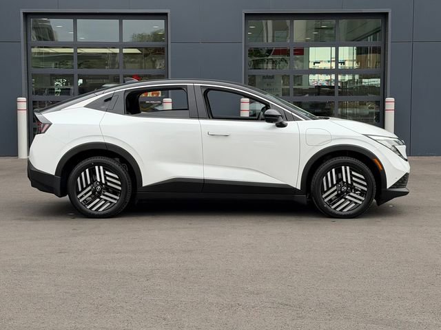 New 2026 Nissan Leaf SV+ w/ Floor Mat Package (SV+) image 7