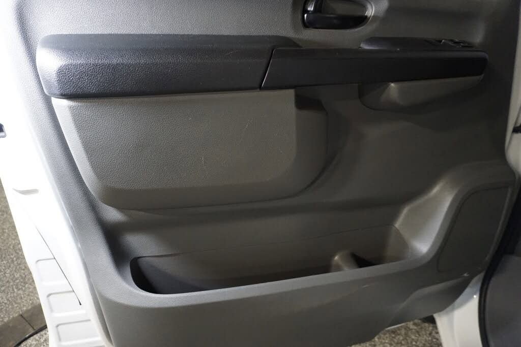 Used 2019 Nissan NV 3500 SL RWD image 10