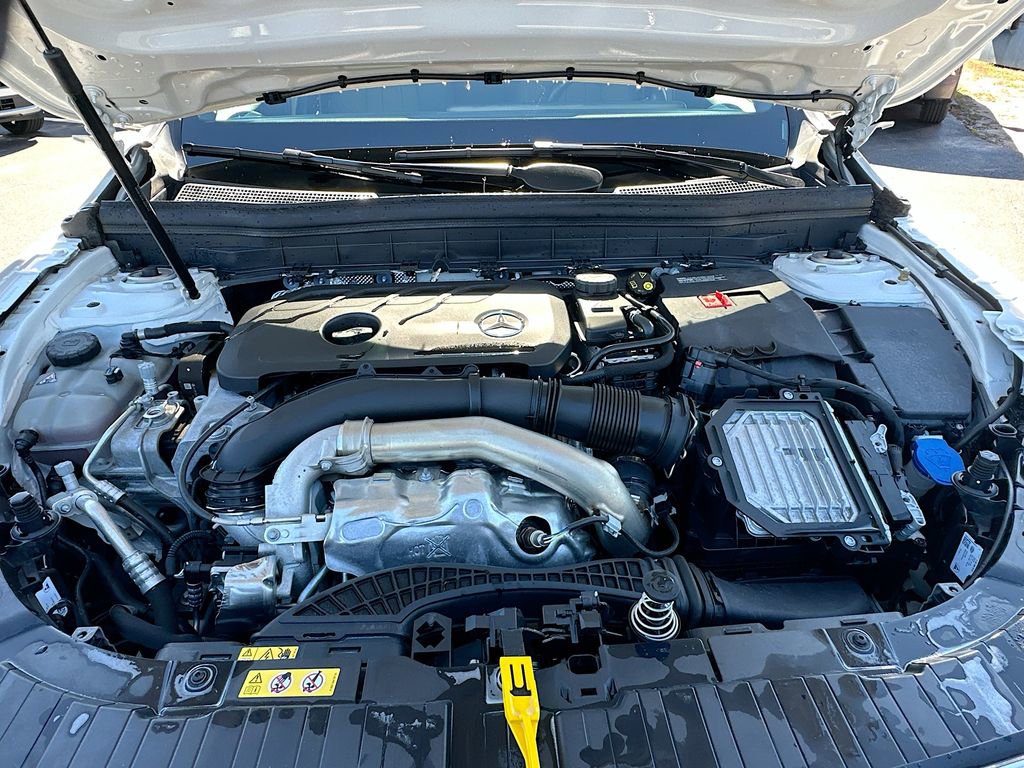 Used 2024 Mercedes-Benz GLB 250 image 28
