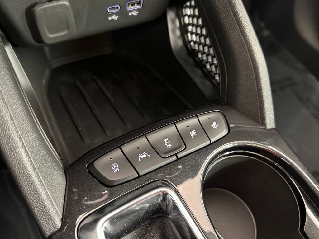 New 2026 Chevrolet TrailBlazer LT w/ LT Cold Weather Package FWD image 28