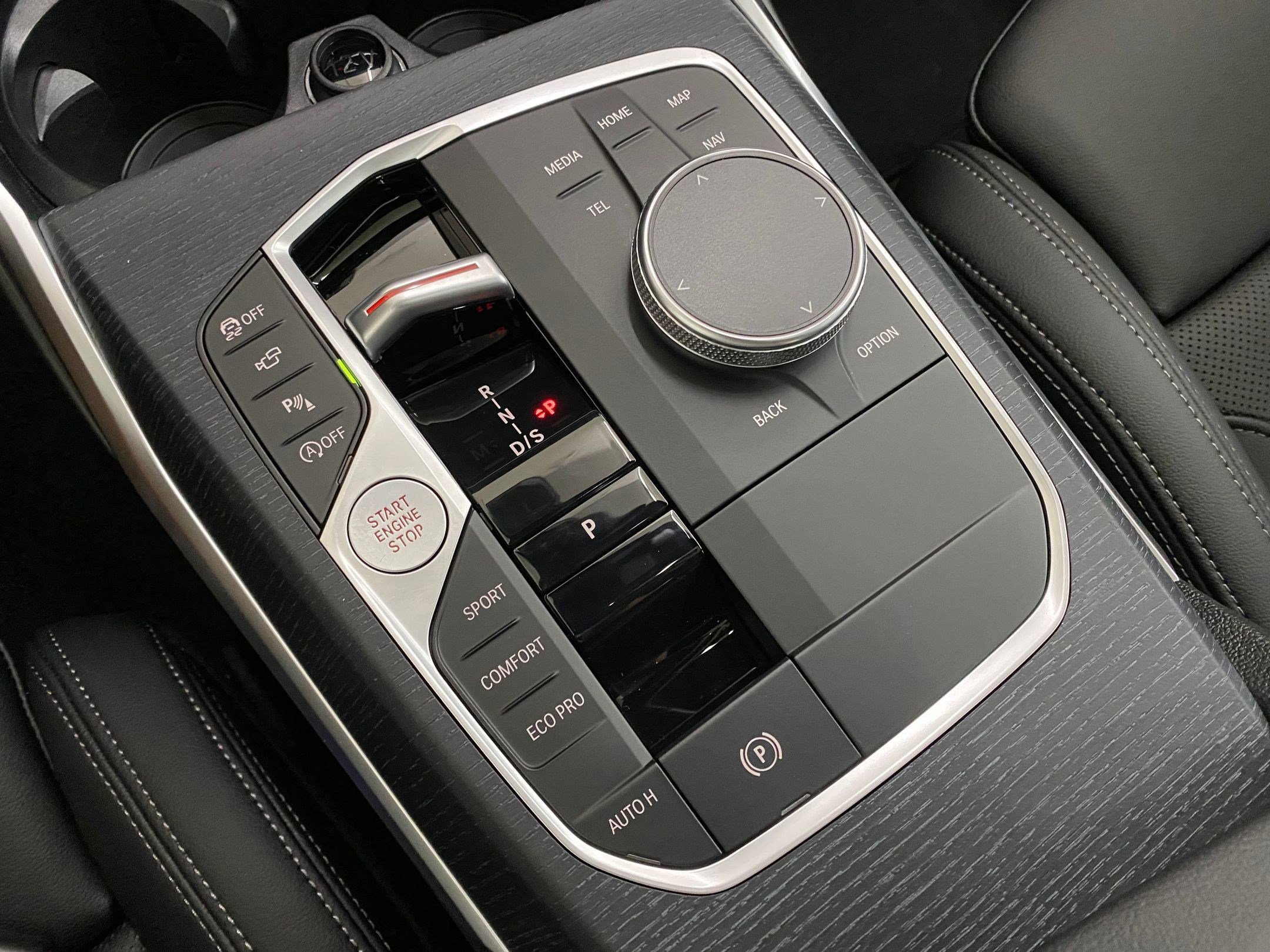 Used 2025 BMW 330i xDrive Sedan w/ Convenience Package image 27