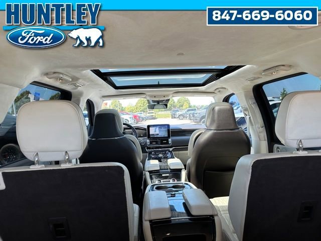 Used 2021 Lincoln Navigator Black Label image 14