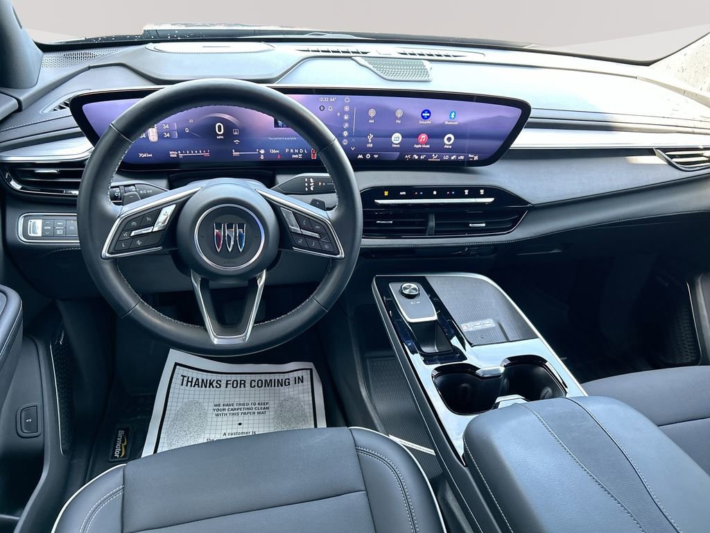 Used 2025 Buick Enclave Preferred AWD/4WD image 20