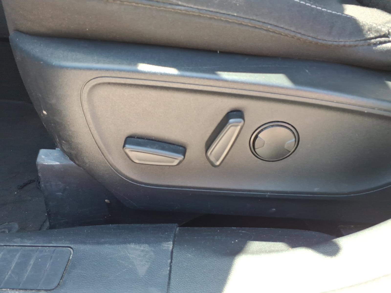 Used 2024 Ford Escape Active image 12