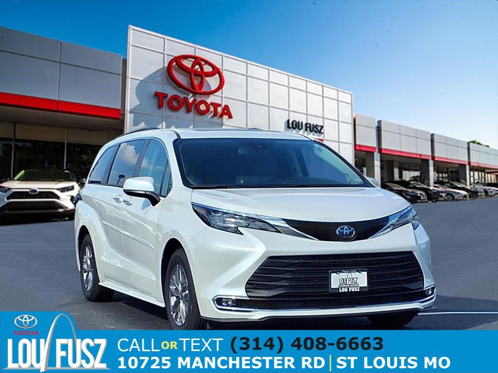 Used 2024 Toyota Sienna XLE w/ XLE Plus Package