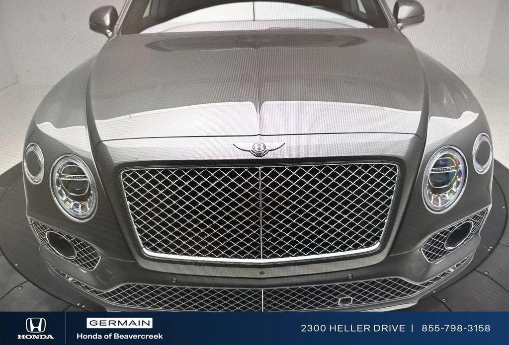 Used 2018 Bentley Bentayga AWD/4WD image 1