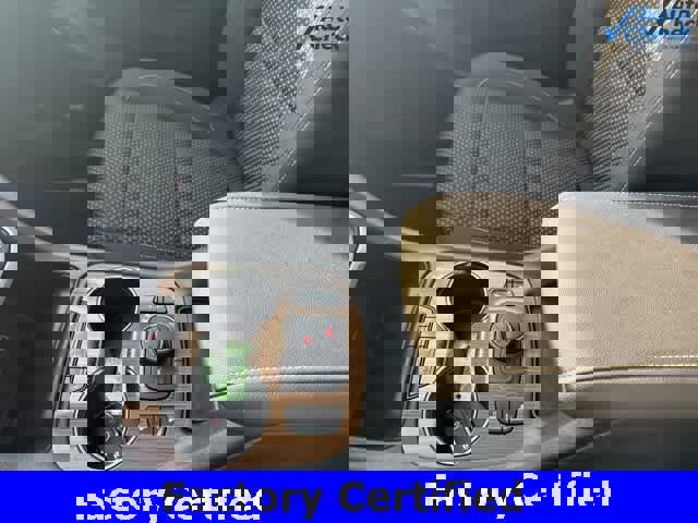 Certified 2023 GMC Acadia SLE w/ Driver Convenience Package image 23