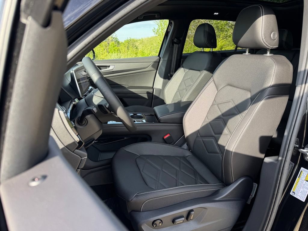 New 2026 Volkswagen Atlas Cross Sport SE AWD/4WD image 5