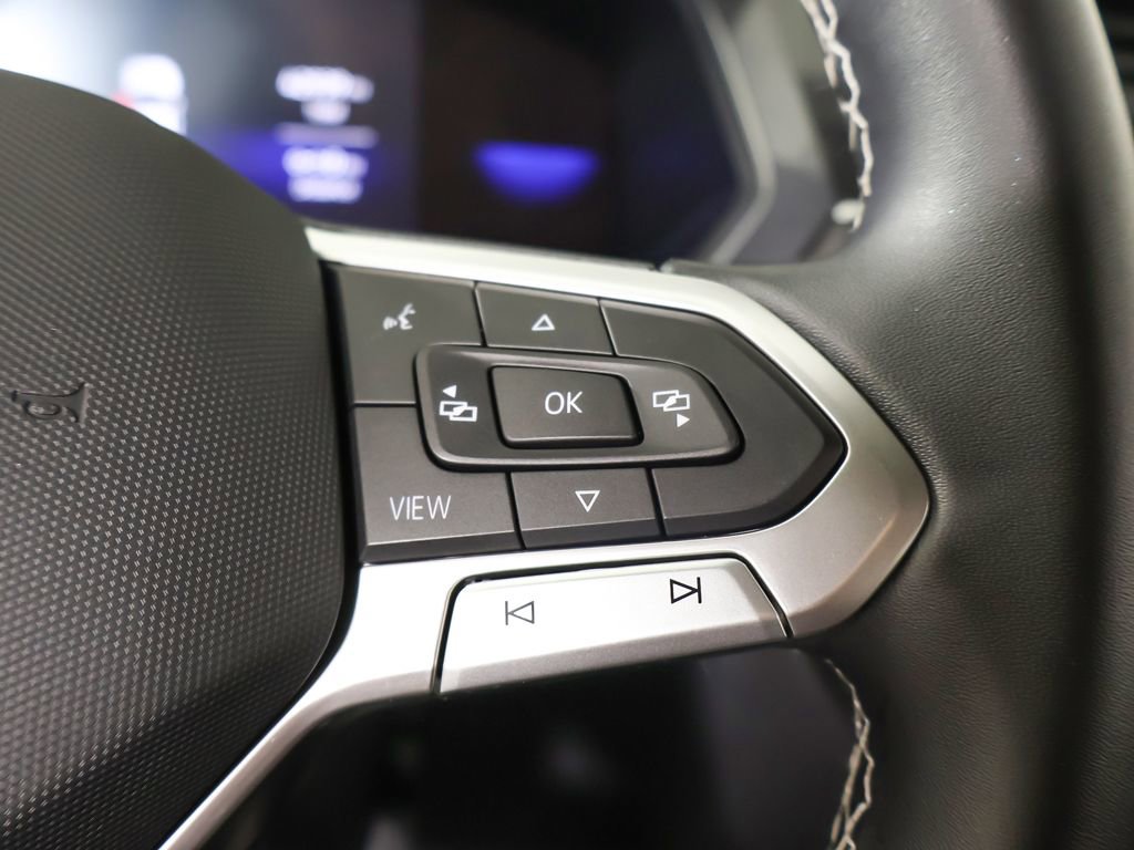 Used 2023 Volkswagen Tiguan S image 42