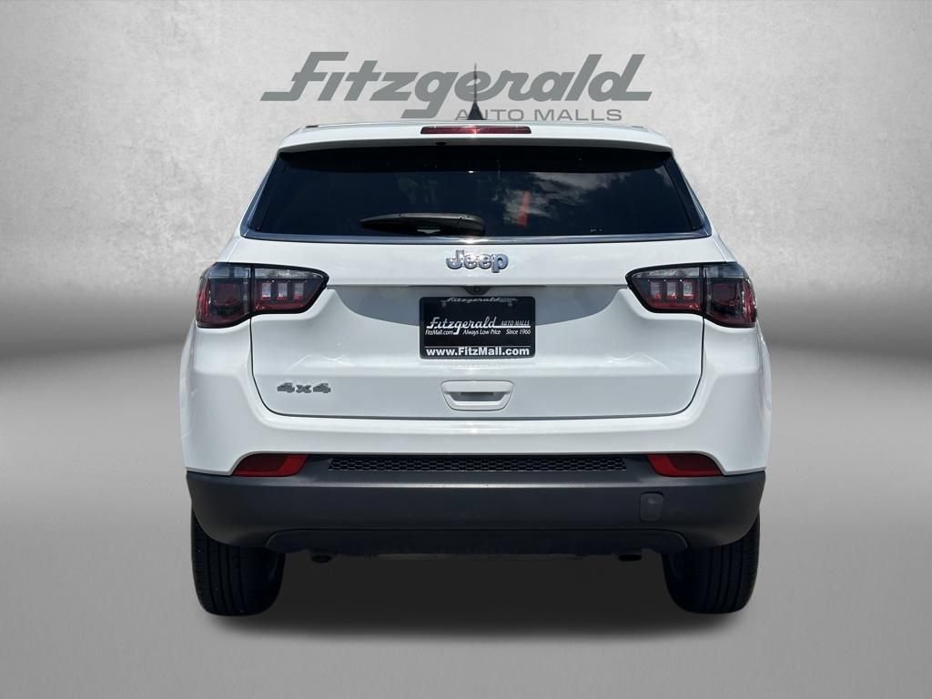 Used 2023 Jeep Compass Sport AWD/4WD image 6