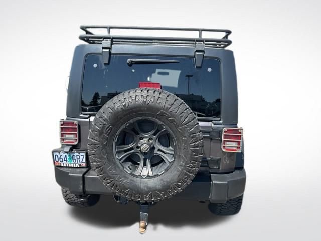 Used 2014 Jeep Wrangler Unlimited Rubicon w/ Connectivity Group AWD/4WD image 3