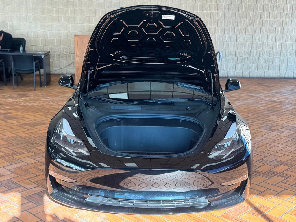Used 2023 Tesla Model 3 Standard Range image 26