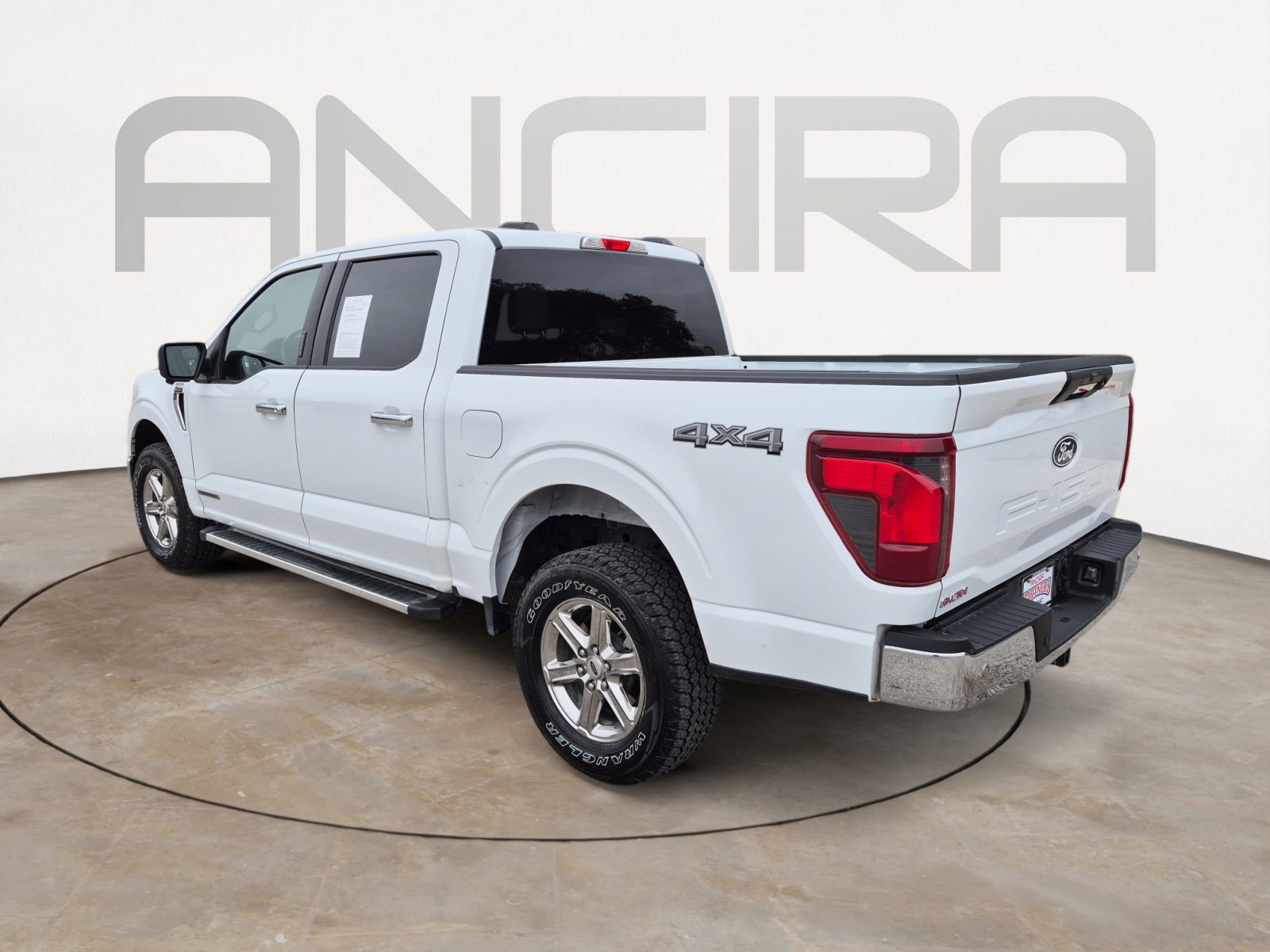 Used 2024 Ford F150 XLT w/ Mobile Office Package image 8