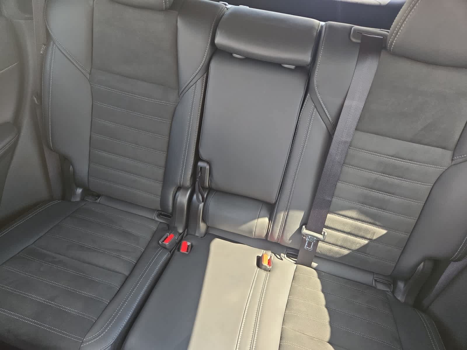 Used 2025 Mitsubishi Outlander SE AWD/4WD image 13