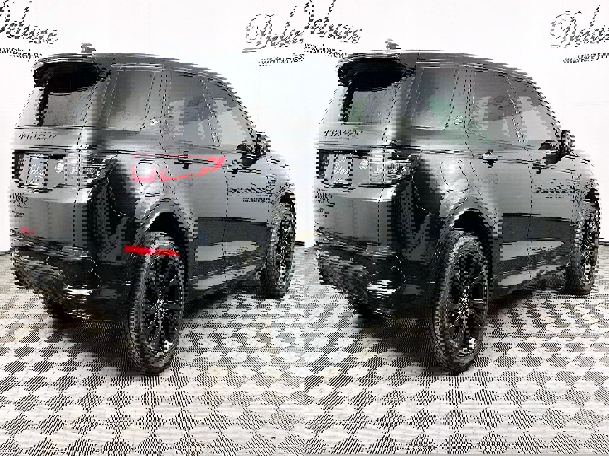 Used 2023 Land Rover Discovery Sport SE R-Dynamic image 6