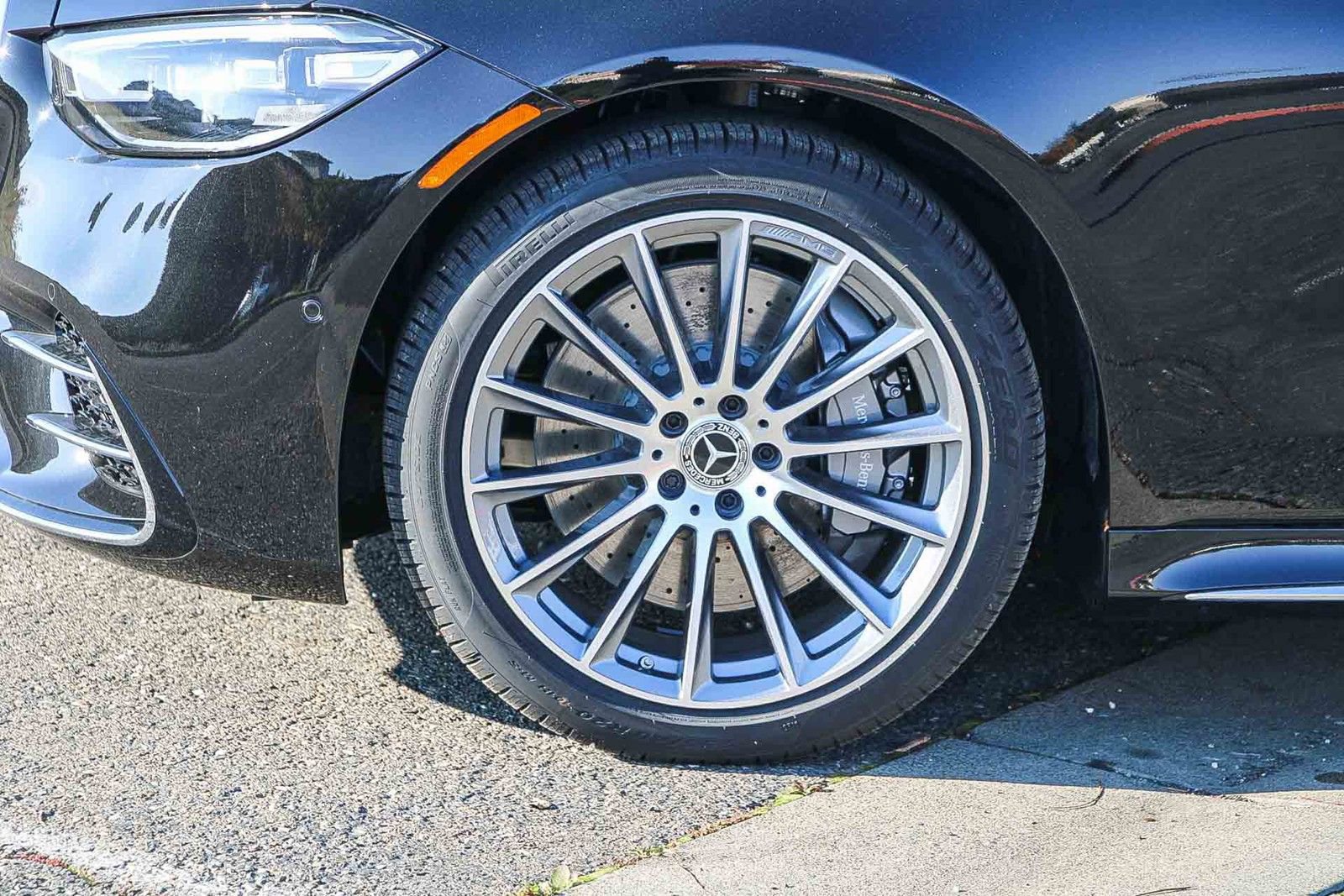 New 2026 Mercedes-Benz S 580 4MATIC Sedan image 9