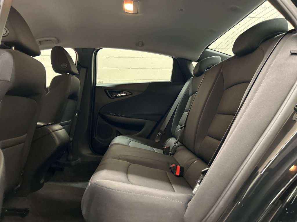 Used 2022 Chevrolet Malibu RS image 8
