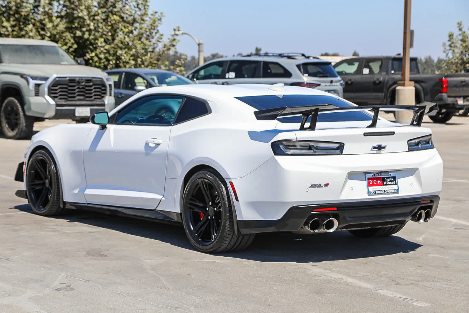 Used 2018 Chevrolet Camaro ZL1 RWD image 7
