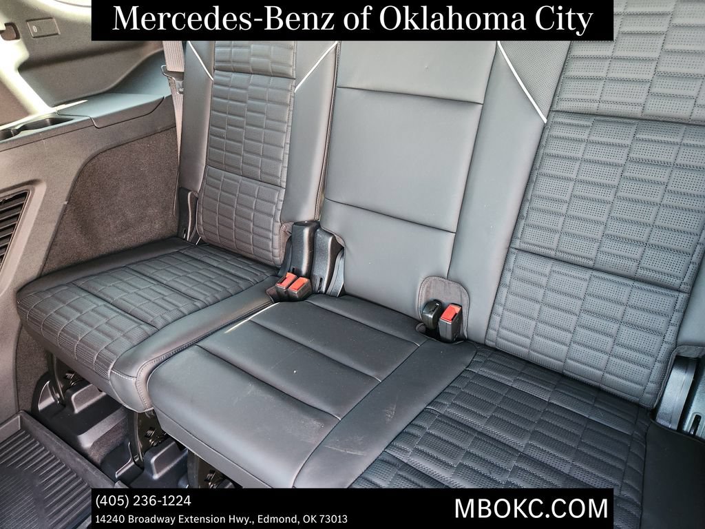 Used 2025 Cadillac Escalade Sport Platinum w/ LPO, Floor Liner Package AWD/4WD image 23