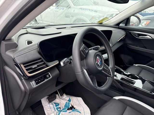Used 2025 Buick Envision Sport Touring image 7