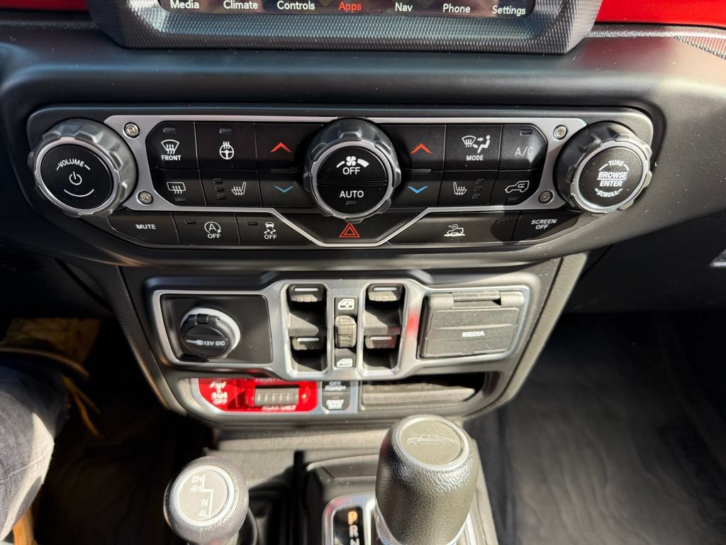 Used 2020 Jeep Gladiator Rubicon w/ Dual Top Group AWD/4WD image 18