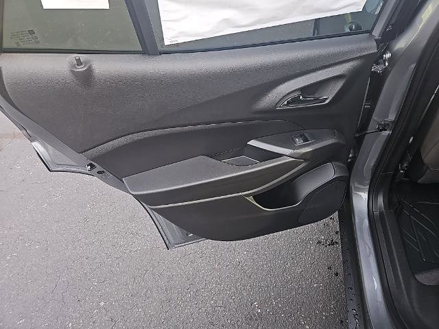 New 2026 Chevrolet Trax ACTIV w/ Sunroof Package image 18