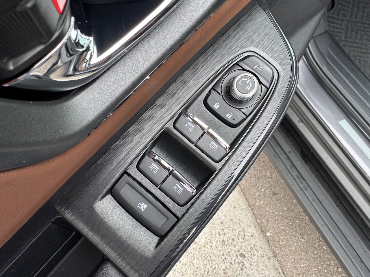 New 2026 Subaru Outback Touring XT image 10