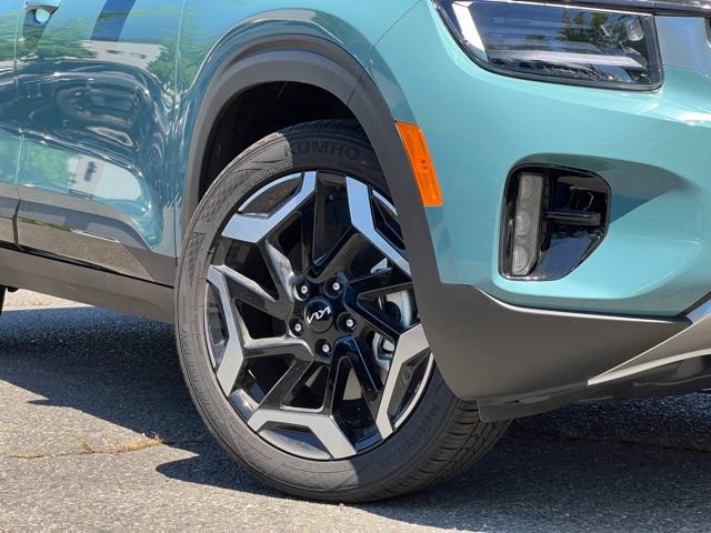 Certified 2026 Kia Seltos SX AWD/4WD image 2