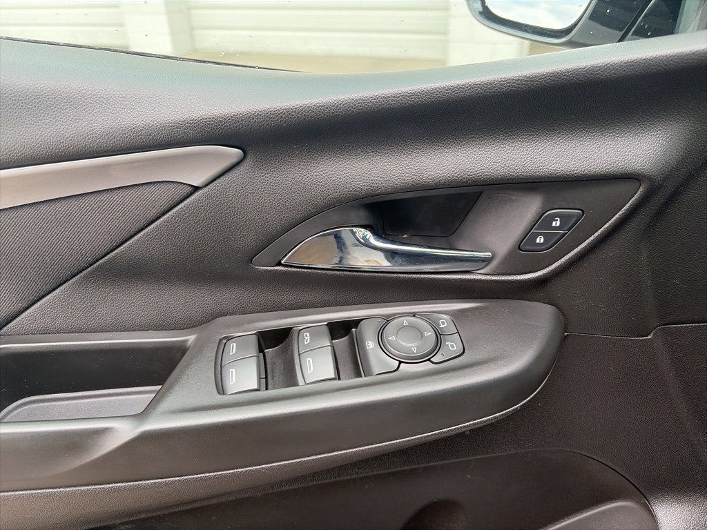 Used 2022 Chevrolet Bolt LT image 19