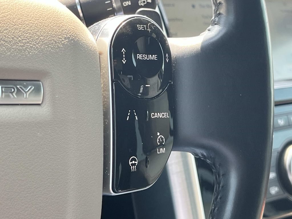 Used 2020 Land Rover Discovery HSE AWD/4WD image 37