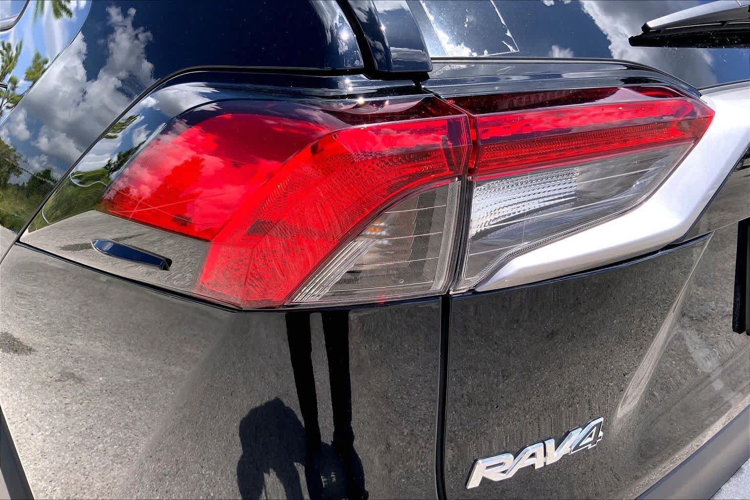 Used 2024 Toyota RAV4 Limited w/ Advanced Technology Package AWD/4WD image 28