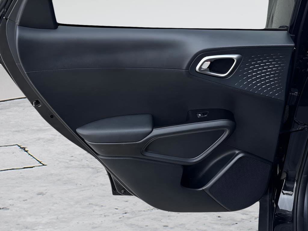 Used 2021 Kia Soul S FWD image 19