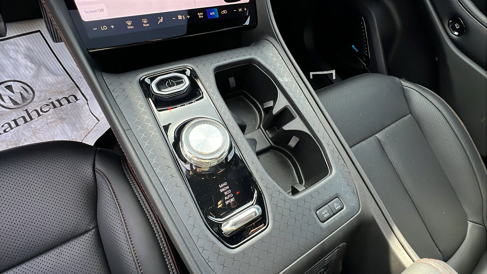 Used 2024 Jeep Wagoneer Launch Edition image 31