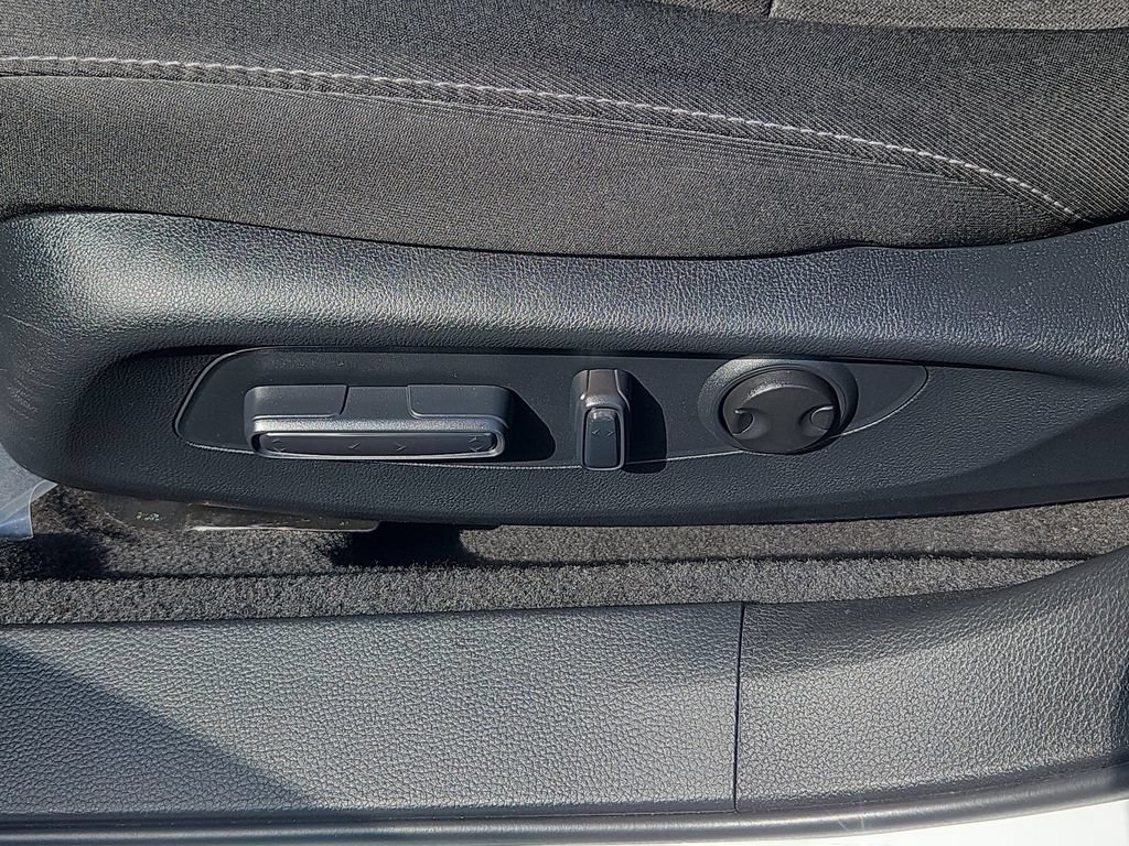 Used 2023 Honda Accord EX image 19