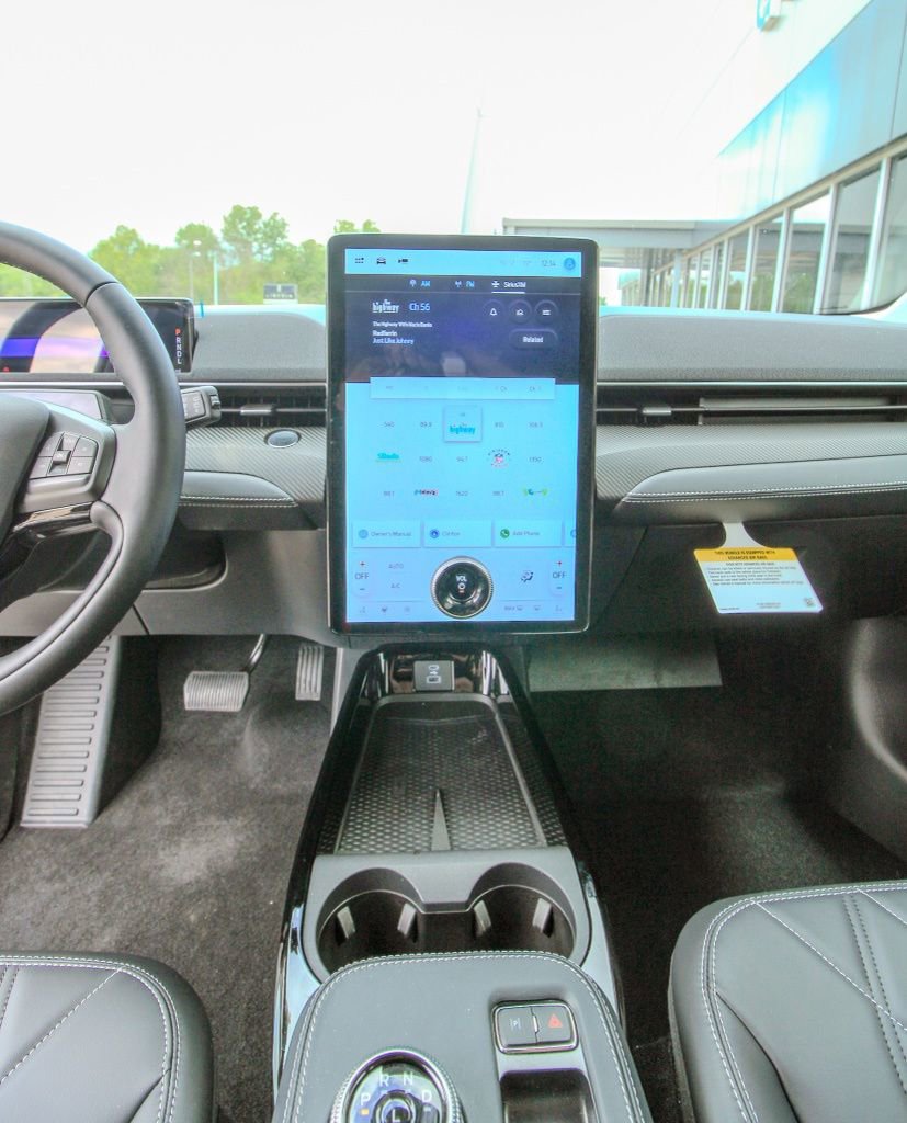 New 2024 Ford Mustang Mach-E Select w/ Comfort Package Lite image 28