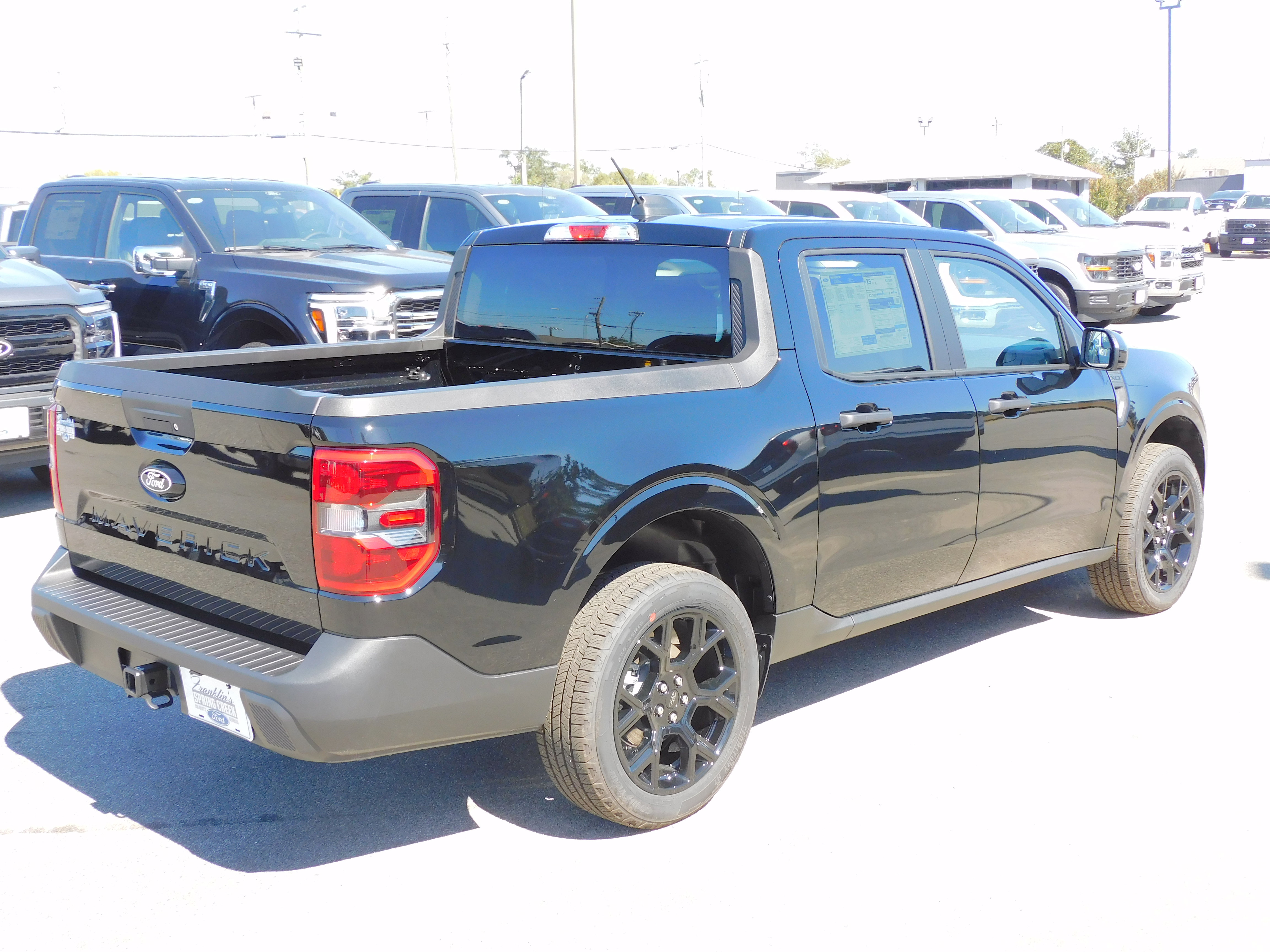 New 2025 Ford Maverick XLT w/ XLT Luxury Package image 5