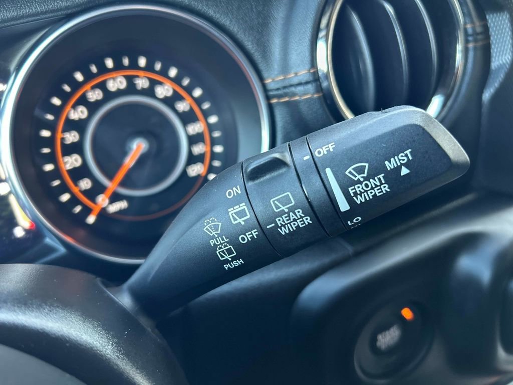 Used 2021 Jeep Wrangler Unlimited Sahara image 28