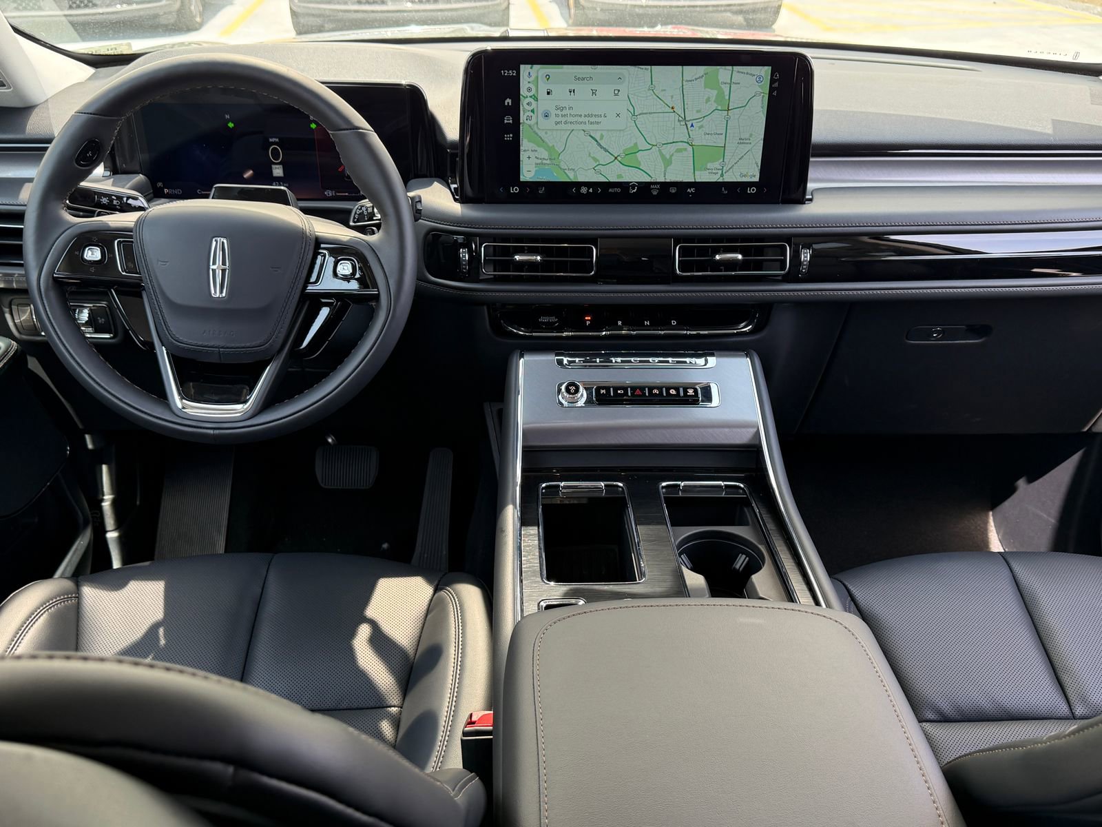 New 2026 Lincoln Aviator AWD image 21