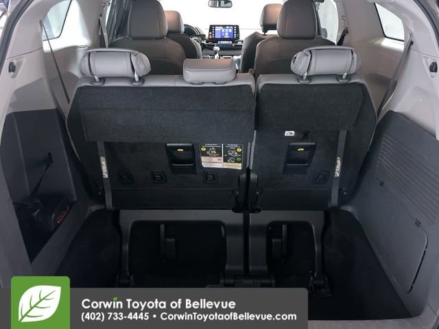 Certified 2024 Toyota Sienna XLE image 17