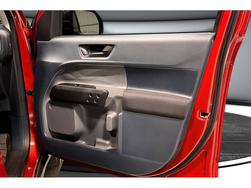 Used 2024 Ford Maverick XL image 25