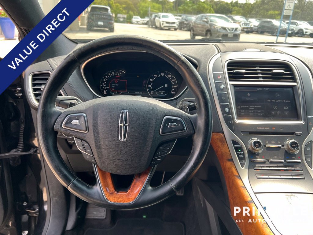 Used 2016 Lincoln MKX Select FWD image 16