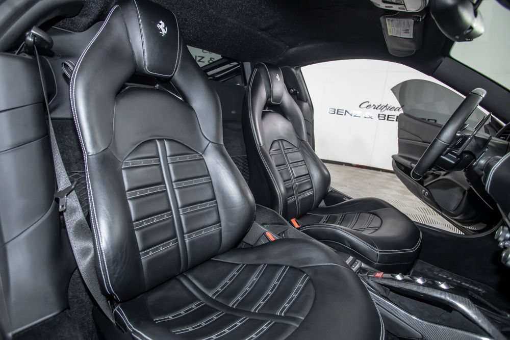 Used 2017 Ferrari 488 GTB RWD image 65
