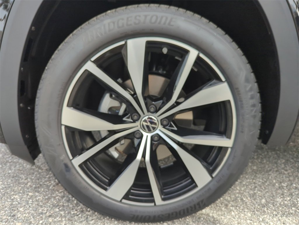 New 2026 Volkswagen Atlas SEL Premium R-Line image 48