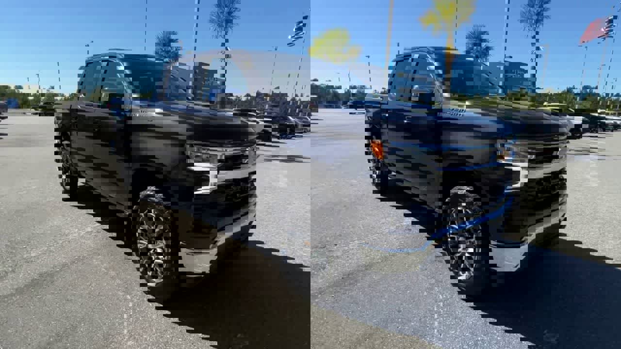 Used 2022 Chevrolet Silverado 1500 LT w/ Protection Package image 3