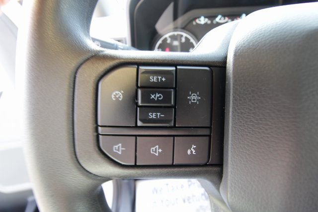 New 2024 Ford F550 4x4 Regular Cab Super Duty image 19