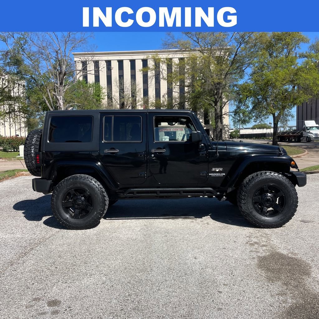 Used 2017 Jeep Wrangler Unlimited Sahara image 6