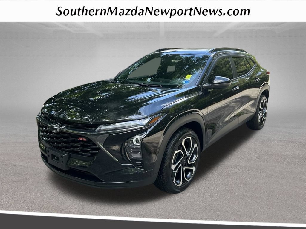 Used 2024 Chevrolet Trax RS w/ Sunroof Package FWD 360° Tour