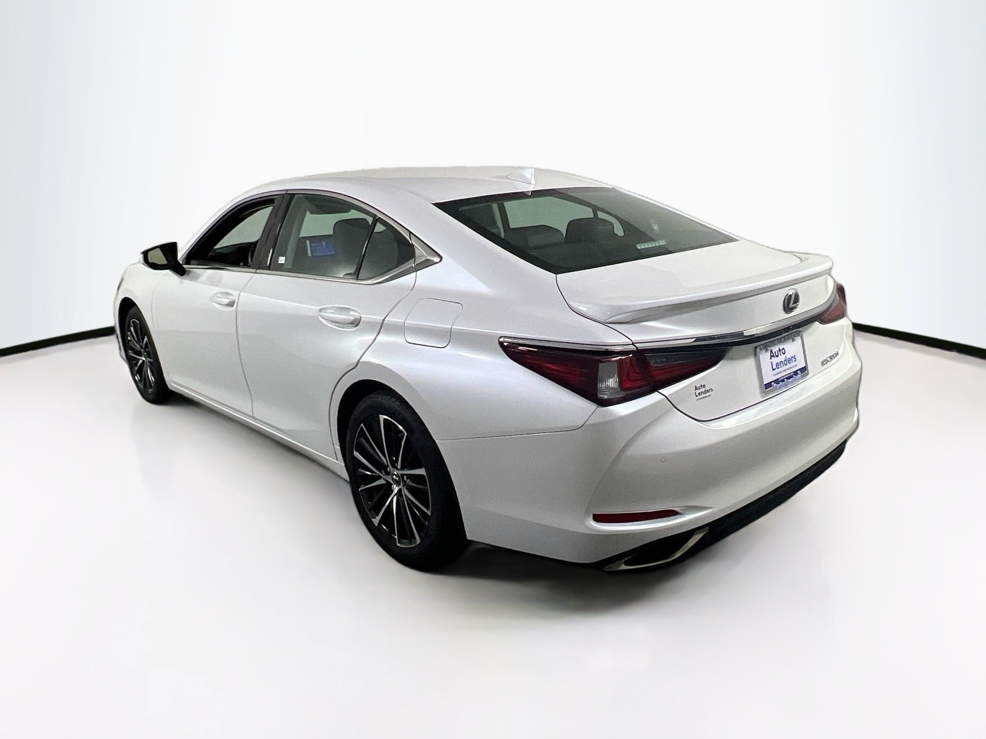 Used 2025 Lexus ES 350 w/ Premium Package FWD image 7